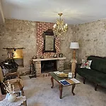 Kugu Hotel