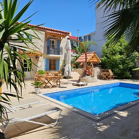 Kugu Hotel *